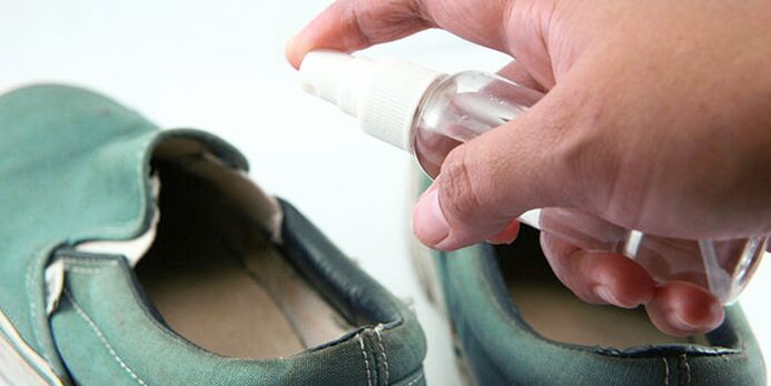 Désinfection des chaussures en cas d'infections fongiques
